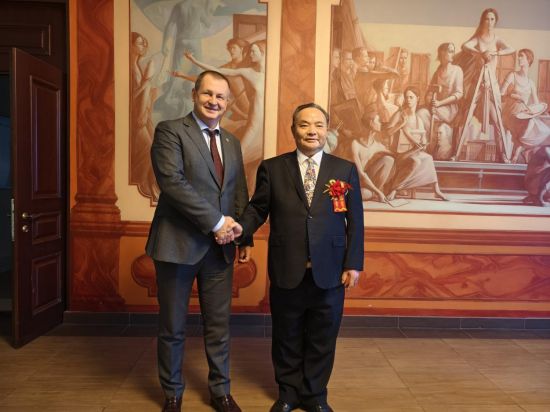 千年茶韵点亮城市地标_|_罗大友院长专题展播亮相<a href=https://www.cnteaculture.com/tag/beijing.html target=_blank class=infotextkey>北京</a>王府井 图17